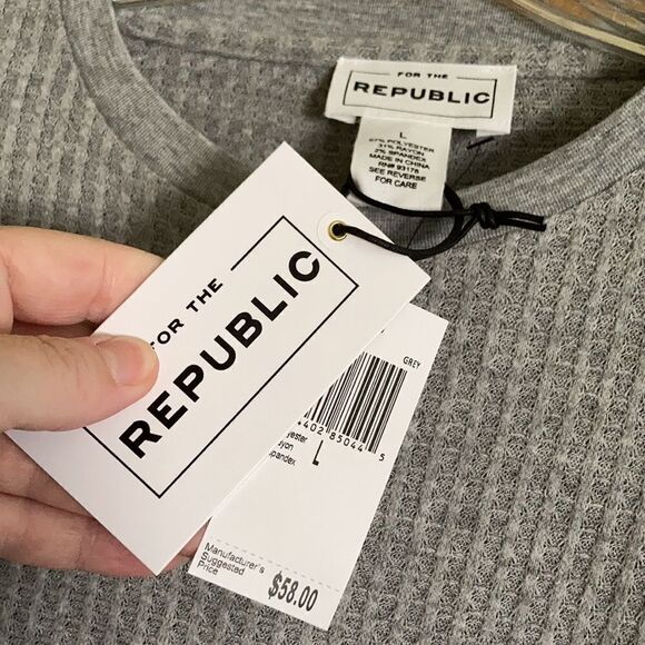 For the Republic waffle Crew Neck Puffer Sleeves - Picture 3 of 8
